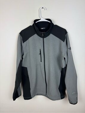 The North Face Tech Stretch Soft Shell Jacket Medium